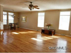 12 Oatgrass Lane - Photo 4