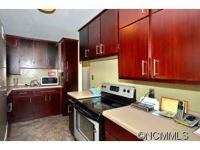176 Fairfax Avenue - Photo 6