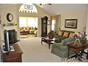 37 Mountain Meadow Circle - Photo 2
