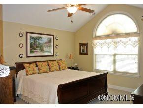 37 Mountain Meadow Circle - Photo 11