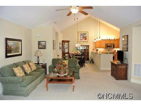 37 Mountain Meadow Circle - Photo 3