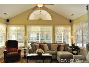 37 Mountain Meadow Circle - Photo 10