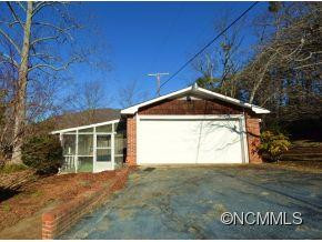 849 Howard Gap Road - Photo 3
