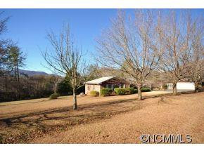 849 Howard Gap Road - Photo 5