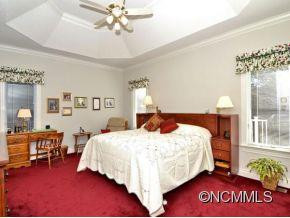 30 Tiverton Lane - Photo 14