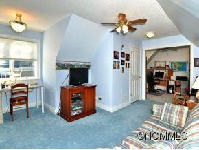 30 Tiverton Lane - Photo 20