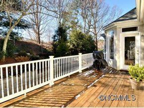 30 Tiverton Lane - Photo 21