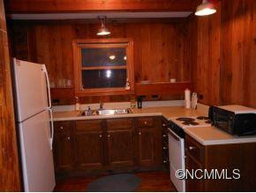 321 TURNPIKE ROAD - Photo 4
