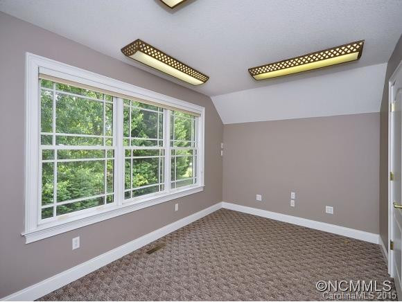 45 BROADLEAF DRIVE - Photo 16