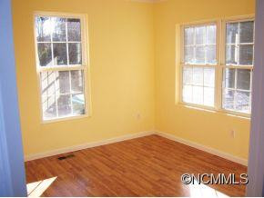 65 Taft Avenue - Photo 8
