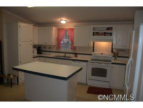 221 ROLLING OAKS DR - Photo 4