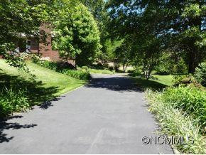 141 MOUNTAIN VALLEY DRIVE - Photo 21