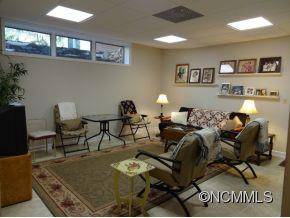 141 MOUNTAIN VALLEY DRIVE - Photo 10