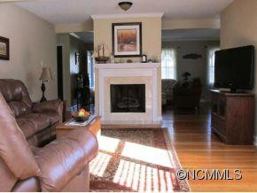 137 MOCKINGBIRD HILL - Photo 11