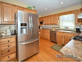 137 MOCKINGBIRD HILL - Photo 5