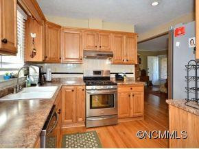 137 MOCKINGBIRD HILL - Photo 6