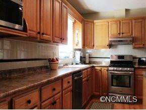 137 MOCKINGBIRD HILL - Photo 10