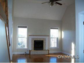 124 HORSE SHOE TRAIL - Photo 2