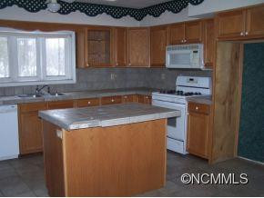 282 Fox Creek Road - Photo 10