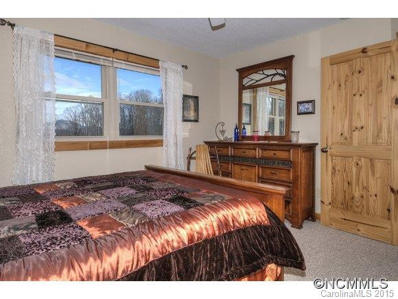 1064 Point of View Drive - Photo 13