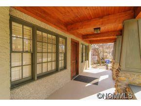 92 Saint Dunstans Circle - Photo 2