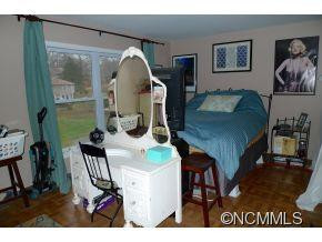 24 Shelburne Dr. - Photo 18