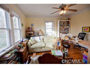 386 South French Broad Avenue - Photo 15