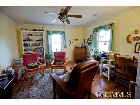 386 South French Broad Avenue - Photo 16
