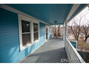 386 South French Broad Avenue - Photo 17