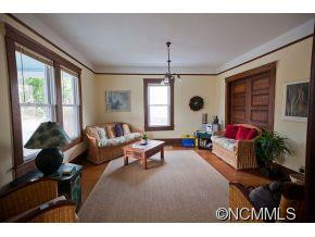 386 South French Broad Avenue - Photo 3