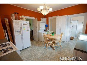 386 South French Broad Avenue - Photo 6