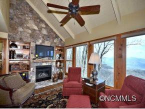 460 Rhododendron Lane - Photo 4