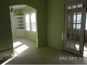 25 Oakwood Street - Photo 3