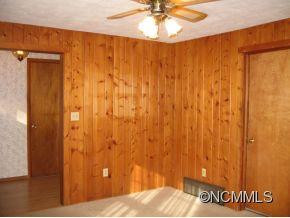 445 Maple - Photo 13