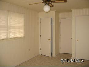 445 Maple - Photo 14