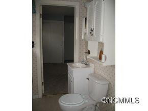 445 Maple - Photo 16