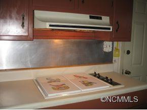 445 Maple - Photo 6