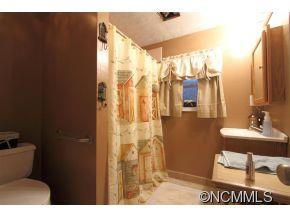 407 Wilson Avenue - Photo 12