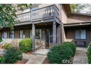 88 Laurelwood Circle W. Unit 11