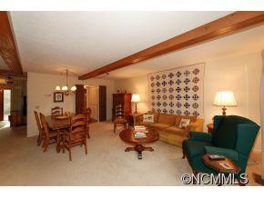 88 Laurelwood Circle W. Unit 11 - Photo 5