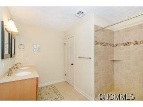 124 Sun Valley Drive - Photo 11