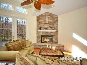 32 CREEKSEDGE COURT - Photo 6
