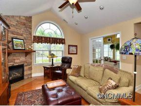 23 CAMEO DRIVE - Photo 3
