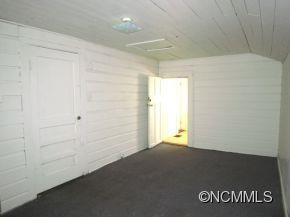 201 Lower Edgewood Road - Photo 11