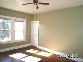 201 Lower Edgewood Road - Photo 8
