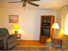 22 Clovernook Drive - Photo 3
