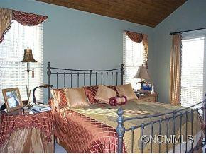 60 Unole Court - Photo 12