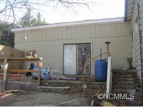 215 Summit - Photo 2