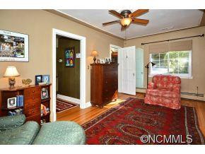 87 East Euclid Parkway - Photo 10