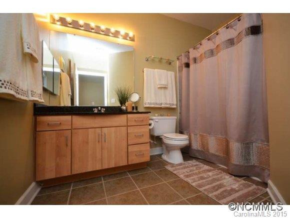 2000 Olde Eastwood Village Blvd 201 - Photo 14
